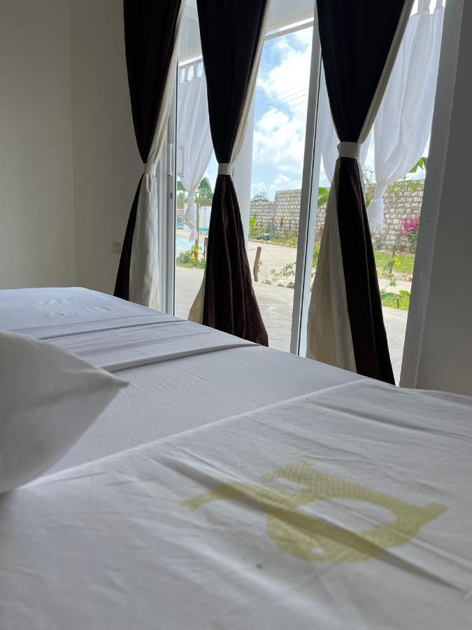 Ghelli House - Milele Resort วาตามู ภายนอก รูปภาพ