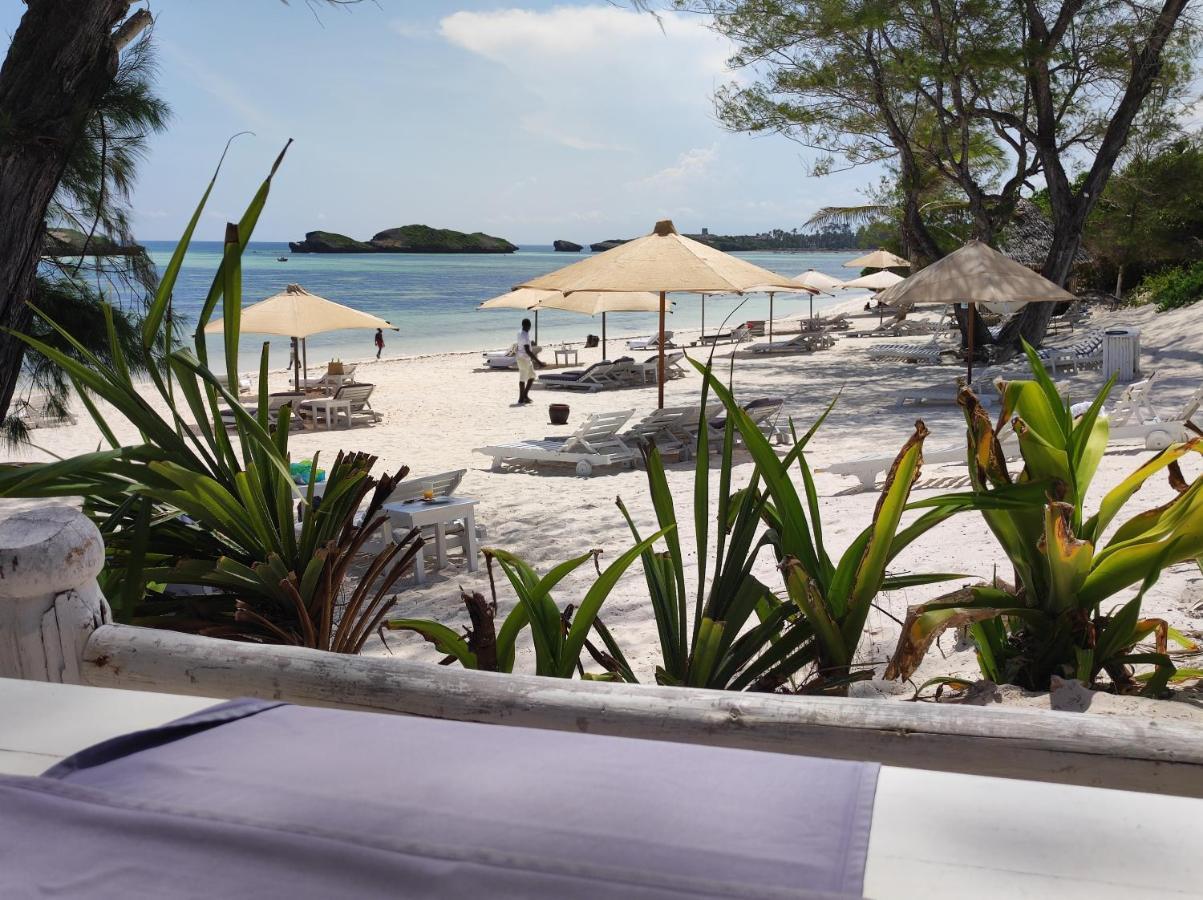 Ghelli House - Milele Resort วาตามู ภายนอก รูปภาพ