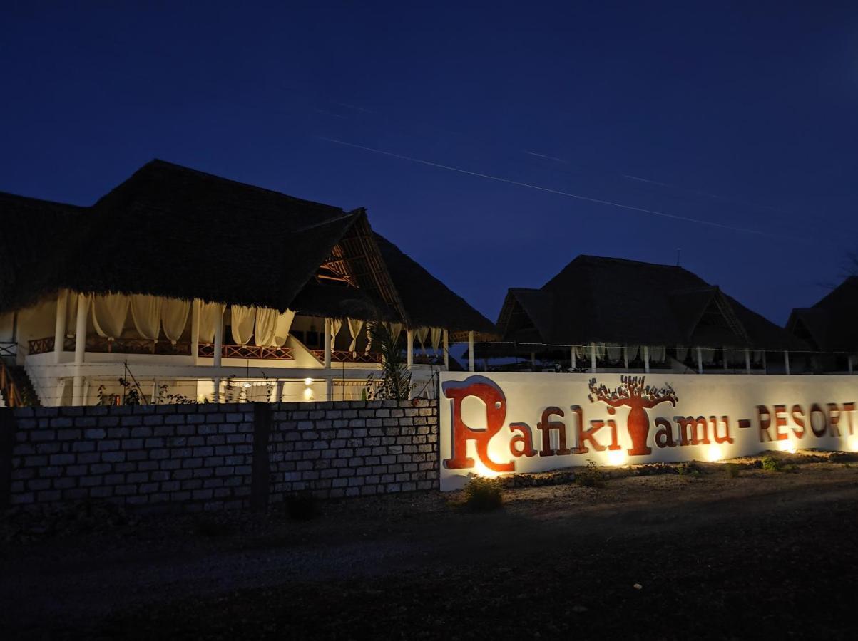 Ghelli House - Milele Resort วาตามู ภายนอก รูปภาพ